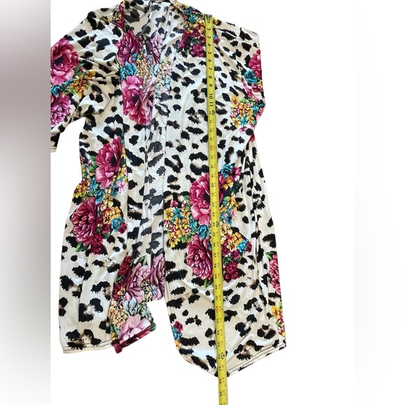 Southern Charm Women's Black Leopard Print and Floral Kimono Duster P - Picture 4 of 8